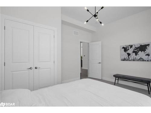 114 Sladden Court, Thornbury, ON - Indoor Photo Showing Bedroom