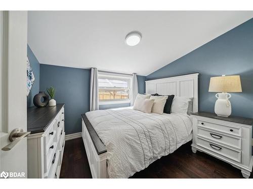 54 Franklin Beach Road, Georgina, ON - Indoor Photo Showing Bedroom