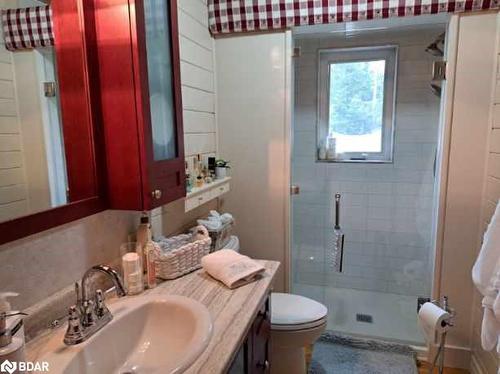386 Stanley House Road Road, Rosseau, ON - Indoor Photo Showing Bathroom