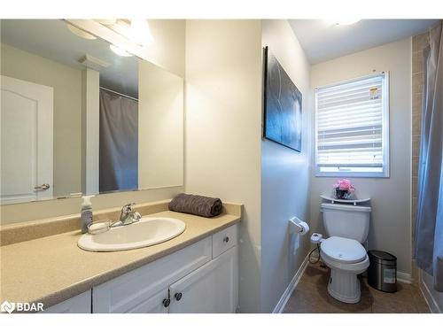 255 John W Taylor Avenue, Alliston, ON - Indoor Photo Showing Bathroom