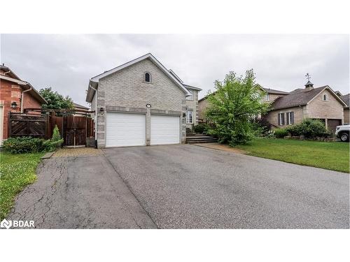 Lower-66 Carley Crescent, Barrie, ON - Outdoor