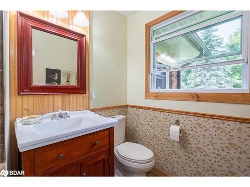 1370 1 Line N, Oro-Medonte, ON - Indoor Photo Showing Bathroom