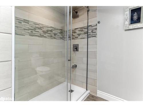 35 Indian Trail, Collingwood, ON - Indoor Photo Showing Bathroom