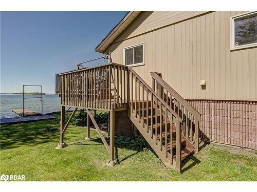 4001 Longford Mills Road, Ramara, ON - Outdoor With Exterior
