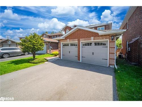 9 Lang Drive, Barrie, ON - Outdoor