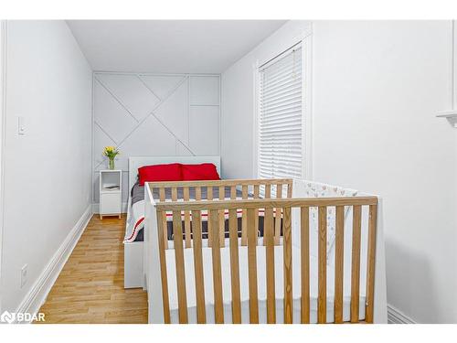 1149 3Rd Avenue W, Owen Sound, ON - Indoor Photo Showing Bedroom