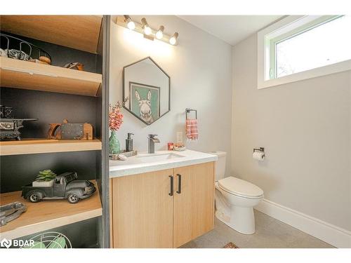 21 Weldon Crescent, Barrie, ON - Indoor Photo Showing Bathroom