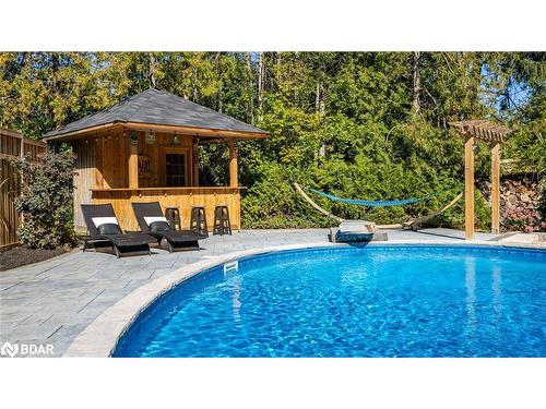 112 Lakeshore Road W, Oro-Medonte, ON - Outdoor With In Ground Pool With Backyard