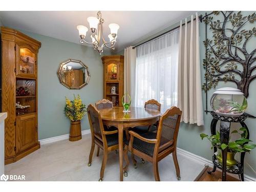 23 Recreation Drive, Innisfil, ON - Indoor Photo Showing Dining Room
