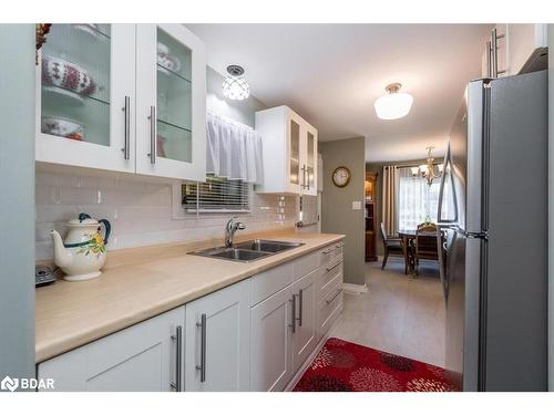 23 Recreation Drive, Innisfil, ON - Indoor Photo Showing Kitchen With Double Sink