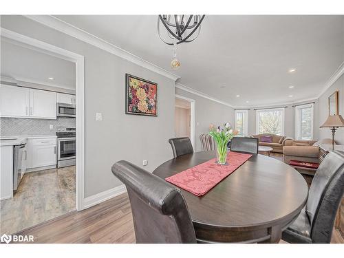 18 Brown Street, Barrie, ON - Indoor Photo Showing Dining Room