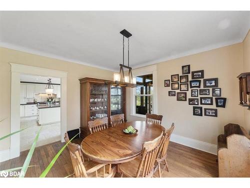119 Tutela Heights Road, Brantford, ON - Indoor Photo Showing Dining Room