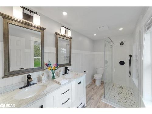 119 Tutela Heights Road, Brantford, ON - Indoor Photo Showing Bathroom