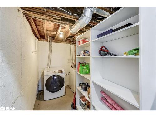 5385 Twidale Avenue, Niagara Falls, ON - Indoor Photo Showing Laundry Room