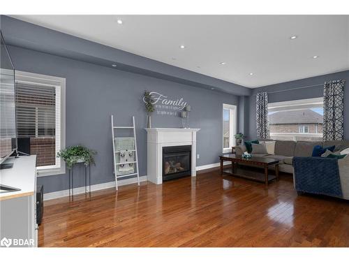 2034 Celeste Street, Innisfil, ON - Indoor Photo Showing Living Room With Fireplace