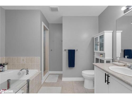 2034 Celeste Street, Innisfil, ON - Indoor Photo Showing Bathroom