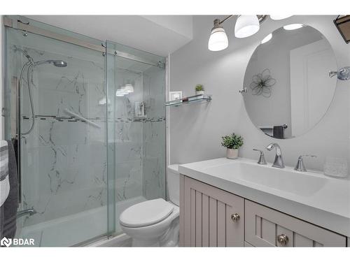 2034 Celeste Street, Innisfil, ON - Indoor Photo Showing Bathroom