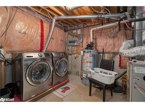 2034 Celeste Street, Innisfil, ON - Indoor Photo Showing Laundry Room