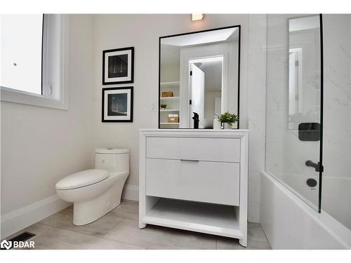 1411 Maple Way, Innisfil, ON - Indoor Photo Showing Bathroom