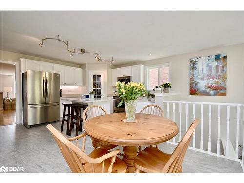 30 Nicklaus Drive, Barrie, ON - Indoor Photo Showing Dining Room