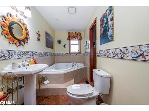 3929 Rosemary Lane, Innisfil, ON - Indoor Photo Showing Bathroom