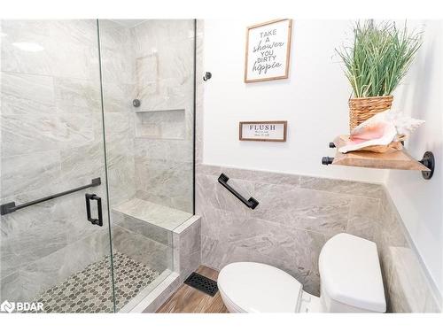 3-135 Abbey Lane, Gravenhurst, ON - Indoor Photo Showing Bathroom