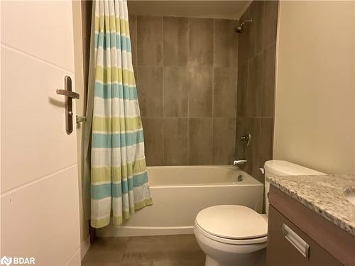 102-257 Hemlock Street, Waterloo, ON - Indoor Photo Showing Bathroom
