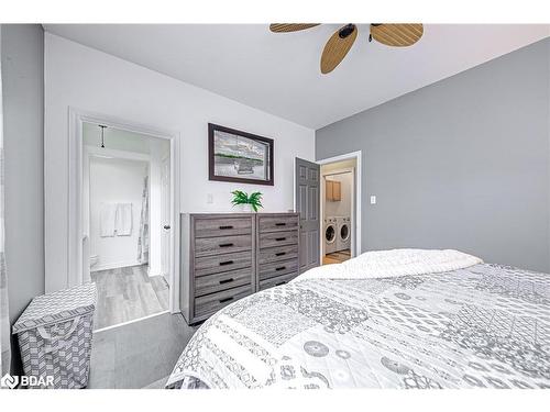 4657 Orkney Beach Road, Ramara, ON - Indoor Photo Showing Bedroom