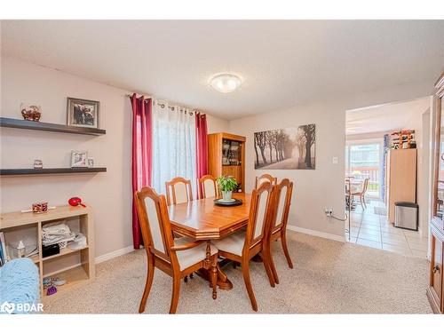 79 Ambler Bay, Barrie, ON - Indoor Photo Showing Dining Room