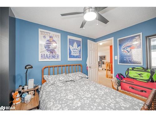 79 Ambler Bay, Barrie, ON - Indoor Photo Showing Bedroom