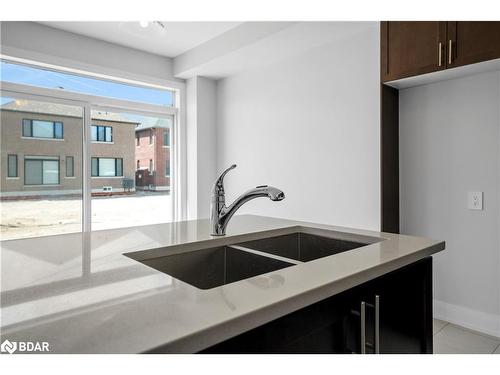 25 Corley Street, Lindsay, ON - Indoor Photo Showing Kitchen With Double Sink
