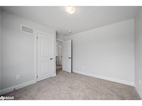 25 Corley Street, Lindsay, ON - Indoor Photo Showing Other Room