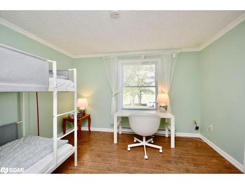 1236 Golden Beach Road, Bracebridge, ON - Indoor Photo Showing Bedroom