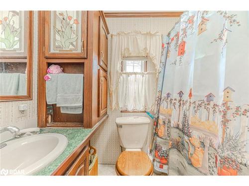 57 & 58-5216 County Road 90, Springwater, ON - Indoor Photo Showing Bathroom