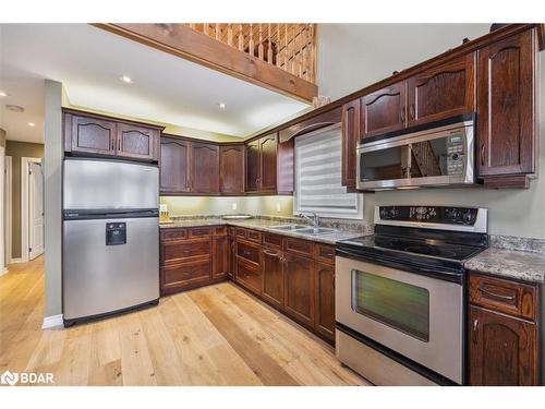 31 Pavillion Road, Dunsford, ON - Indoor Photo Showing Kitchen With Double Sink