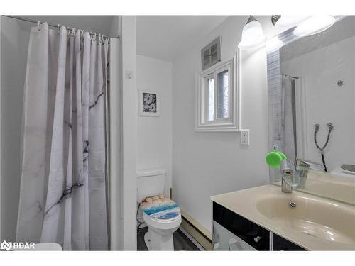 1221 River Road E, Wasaga Beach, ON - Indoor Photo Showing Bathroom