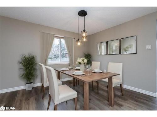 18 Nugent Court, Barrie, ON - Indoor Photo Showing Dining Room