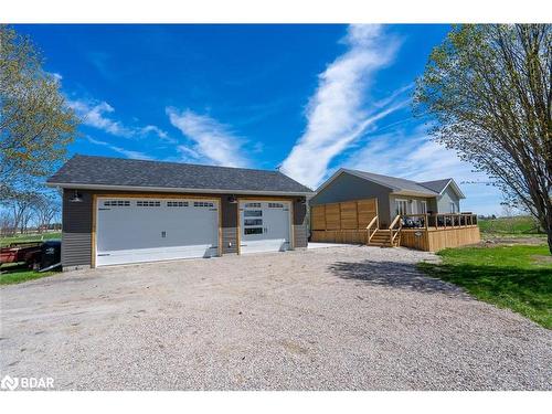 2795 County Rd 92 Road, Springwater, ON - Outdoor