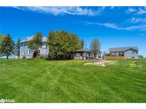 2795 County Rd 92 Road, Springwater, ON - Outdoor