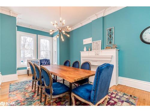 72 High Street, Barrie, ON - Indoor Photo Showing Dining Room