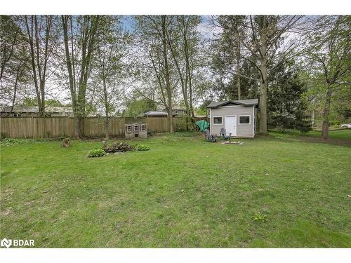 25 Green Pine Avenue, Midhurst, ON - Outdoor With Backyard