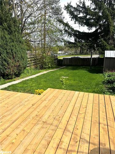 Lower-33 Daphne Crescent, Barrie, ON - Outdoor With Deck Patio Veranda With Backyard