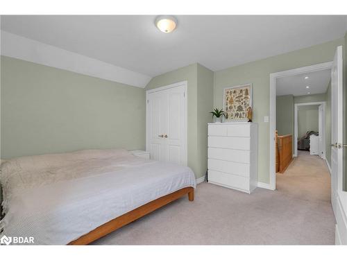 54 Ellis Crescent, Lindsay, ON - Indoor Photo Showing Bedroom