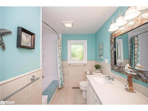 31 Brule Street, Penetanguishene, ON - Indoor Photo Showing Bathroom