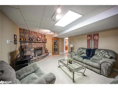 31 Brule Street, Penetanguishene, ON - Indoor Photo Showing Living Room With Fireplace