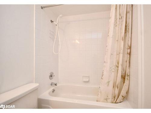 304-16 Raglan Street, Collingwood, ON - Indoor Photo Showing Bathroom