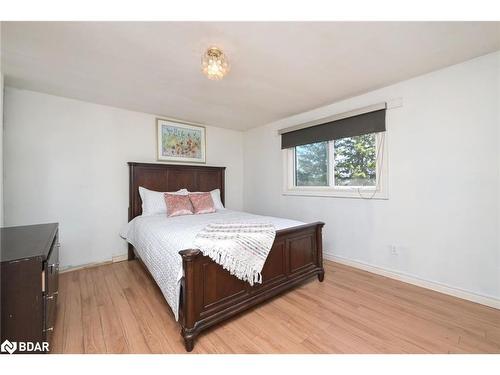 639 Willow Street, Shelburne, ON - Indoor Photo Showing Bedroom