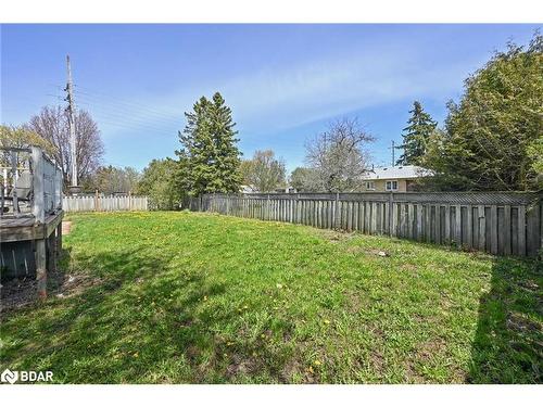 639 Willow Street, Shelburne, ON - Outdoor With Backyard