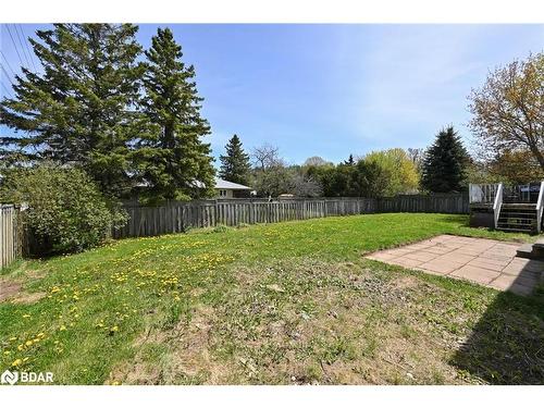 639 Willow Street, Shelburne, ON - Outdoor With Backyard