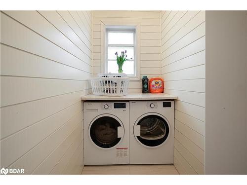 170 Peel Street, Barrie, ON - Indoor Photo Showing Laundry Room